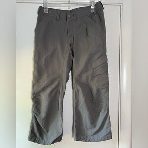 The North Face Women’s Cropped Hiking Cargo Pants Gray Outdoor Camping Size 4